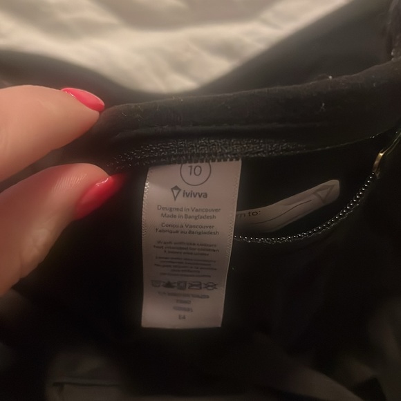 Ivivva black size 10 good condition - Picture 4 of 5